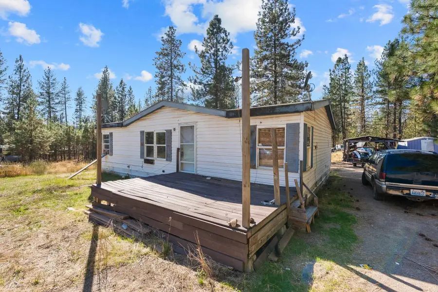 7755 Chamokane St, Ford, WA 99013 - #2