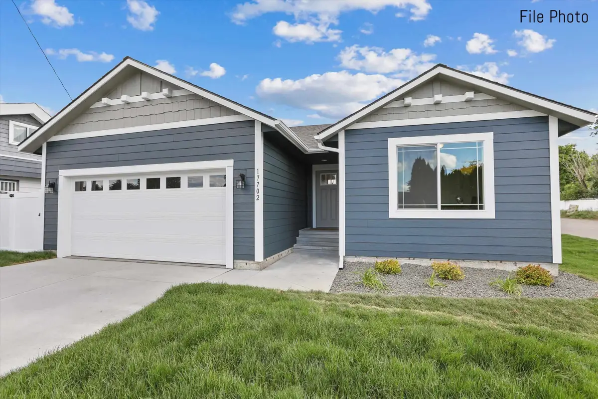 711 S Manifold Ln, Spokane Valley, WA 99016 - #1