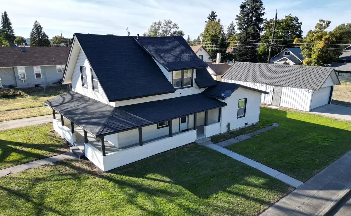 1902 W Shannon Ave, Spokane, WA 99205 - #1