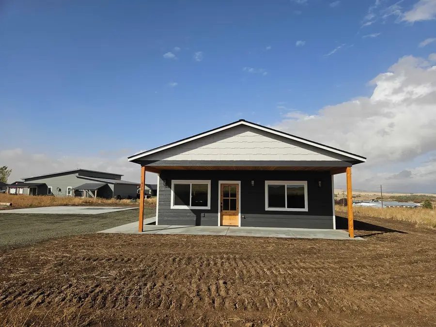 520 E Devisadero St, Reardan, WA 99029 - #3