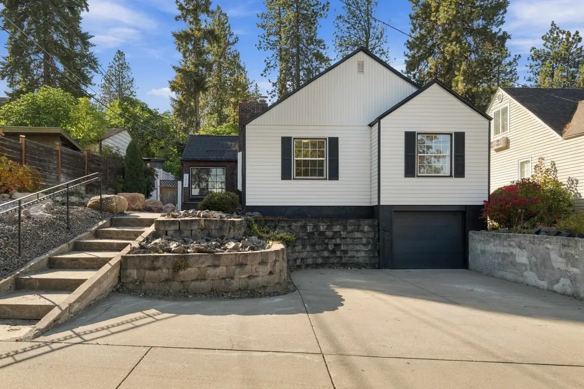 1419 W 17th Ave, Spokane, WA 99203 - #1