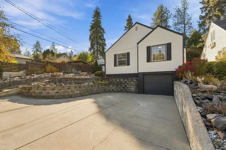 1419 W 17th Ave, Spokane, WA 99203 - #2