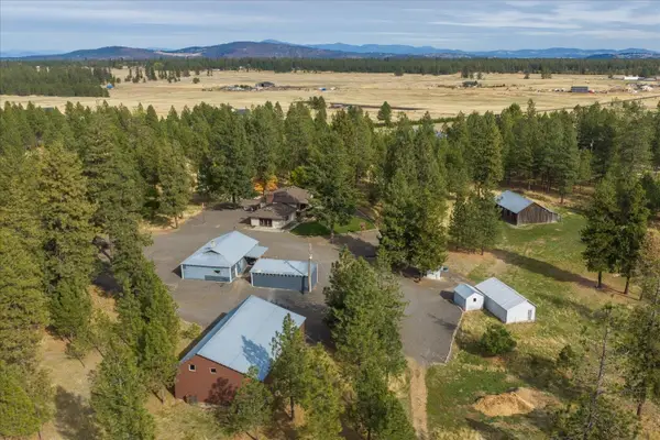 16413 W Four Mound Rd, Nine Mile Falls, WA 99026