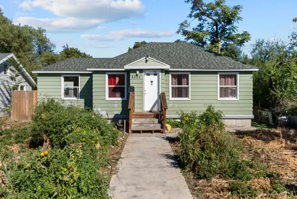 2321 E E Boone Ave, Spokane, WA 99202