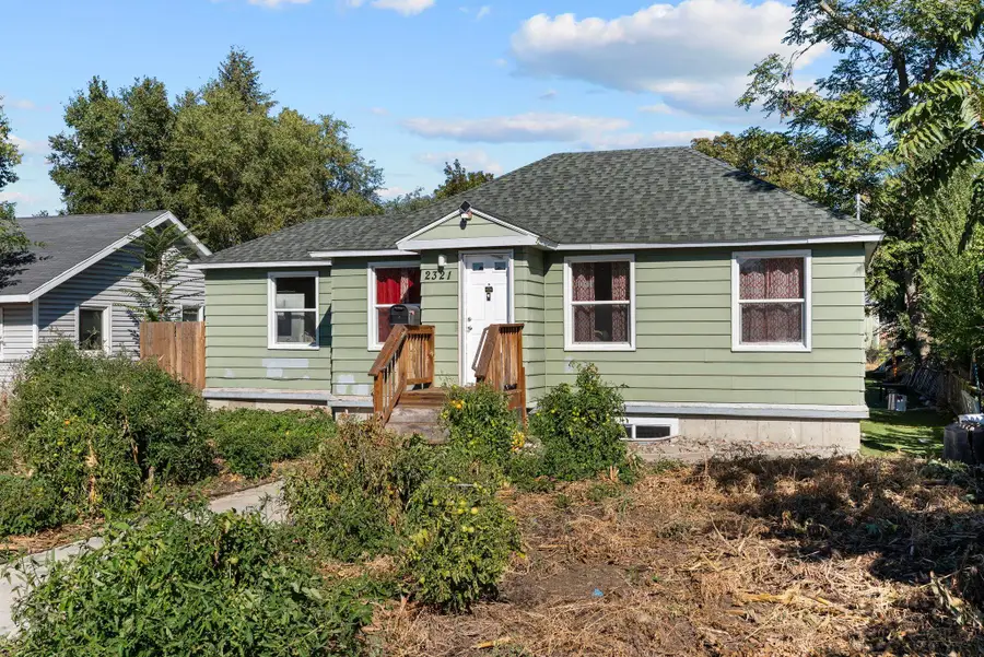 2321 E E Boone Ave, Spokane, WA 99202 - #2