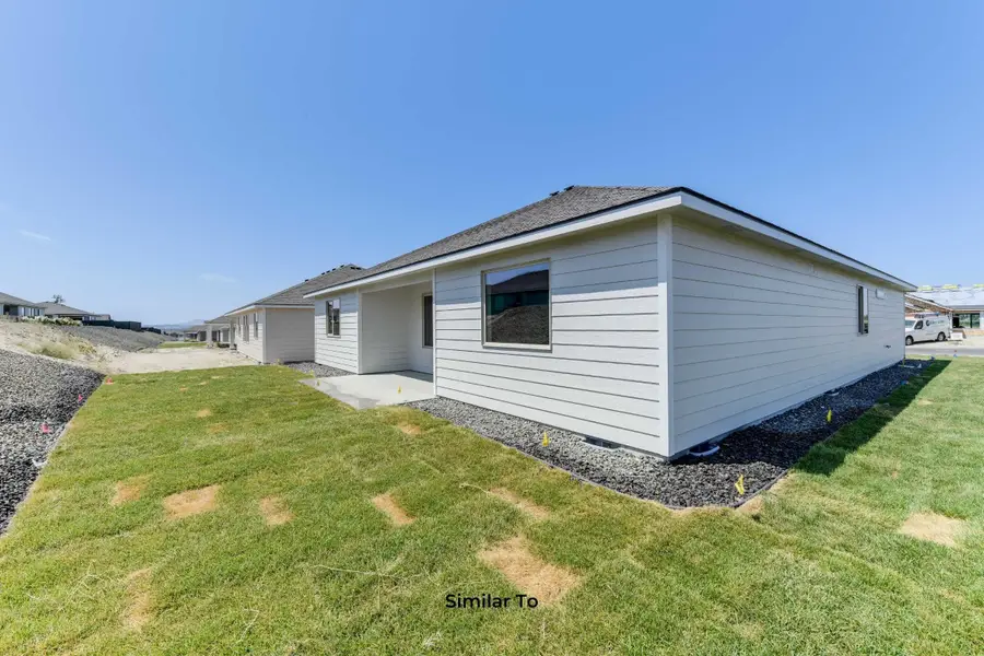 1421 N High Desert Dr, Deer Park, WA 99006 - #2