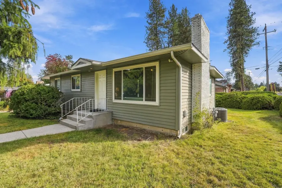 621 W Barnes Rd, Spokane, WA 99218 - #2