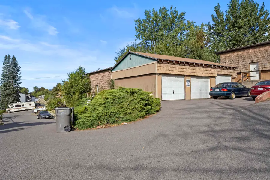 12017 E Mansfield Ave, Spokane Valley, WA 99206 - #3