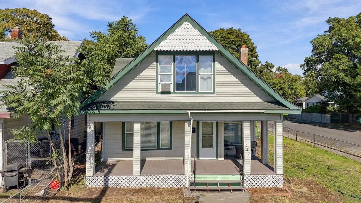1923 E Mission Ave, Spokane, WA 99202 - #1