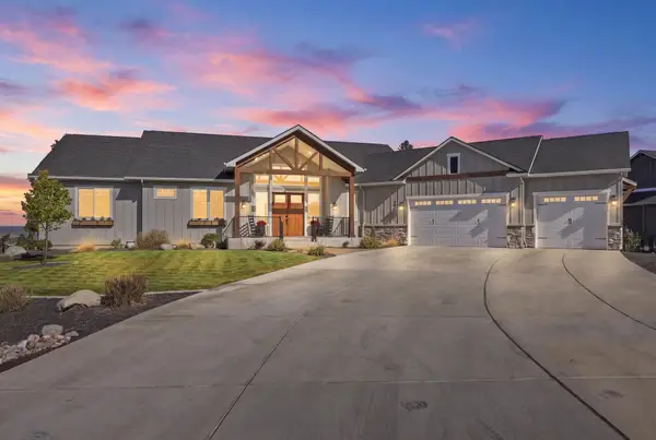 2518 S Man O War Ln, Spokane Valley, WA 99037