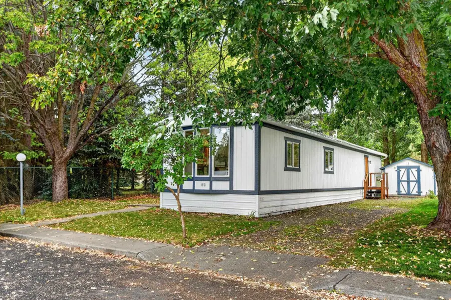 3110 E Chattaroy Rd, Chattaroy, WA 99003 - #3