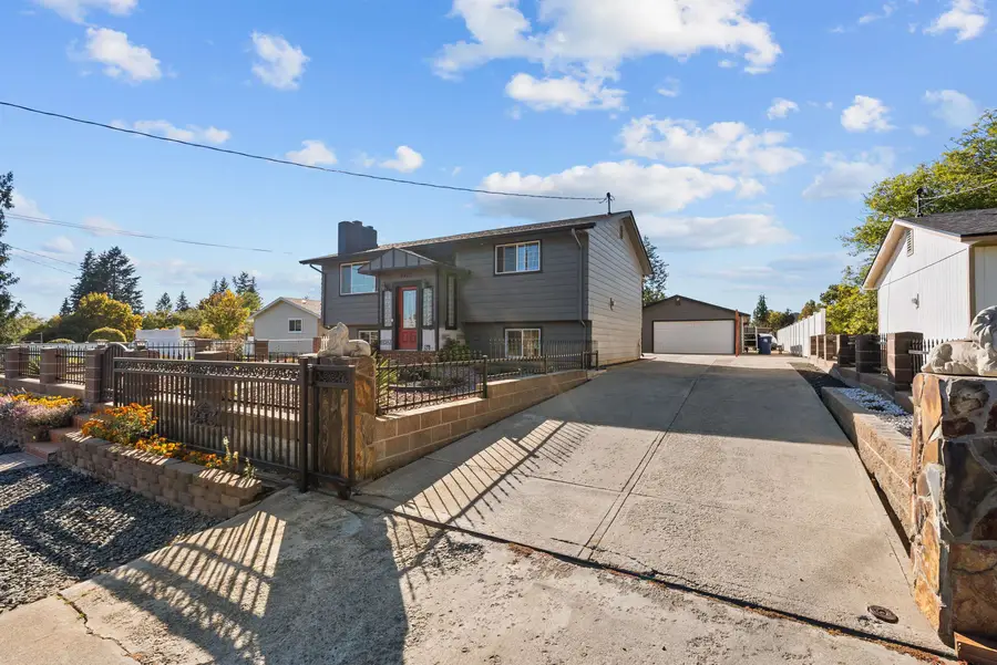 6423 N Altamont St, Spokane, WA 99217 - #3