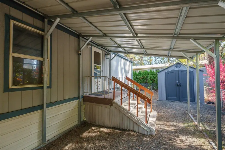 8900 S Mullen Hill Rd, Spokane, WA 99224 - #3