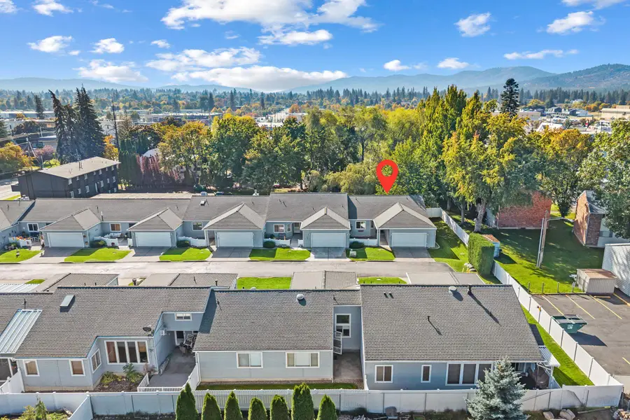 10602 E Nixon Ln, Spokane Valley, WA 99206 - #2