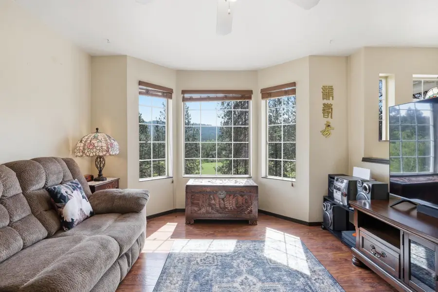 33113 N Milan Rd, Chattaroy, WA 99003 - #3
