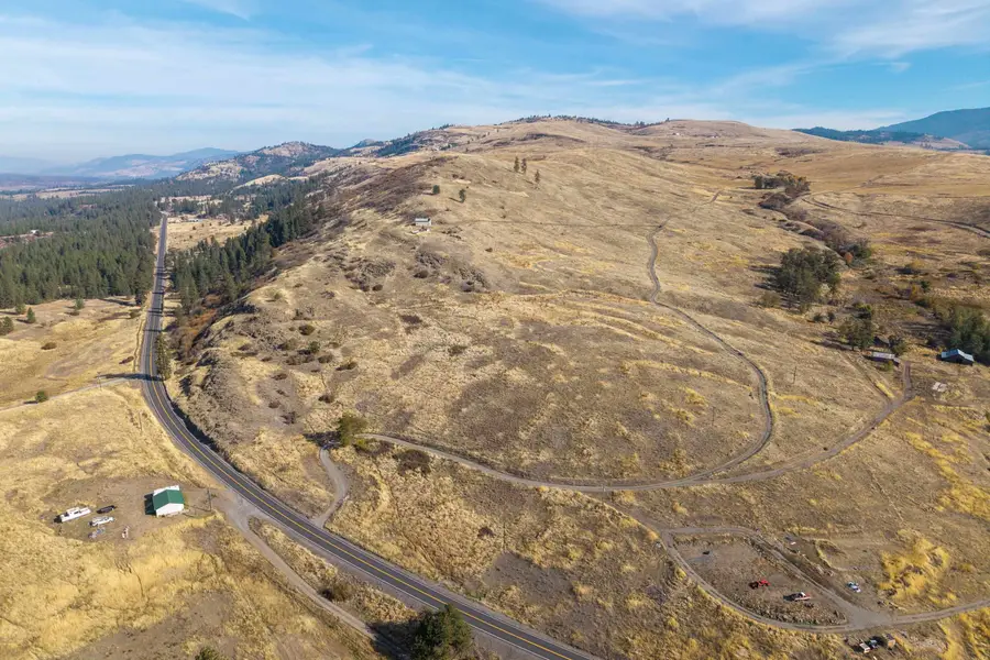 4521 B Hwy 25 S Hwy, Hunters, WA 99137 - #2