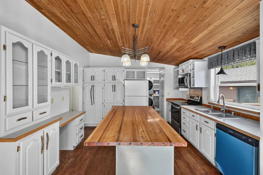 7634 Deer Valley Rd, Newport, WA 99156 - #3
