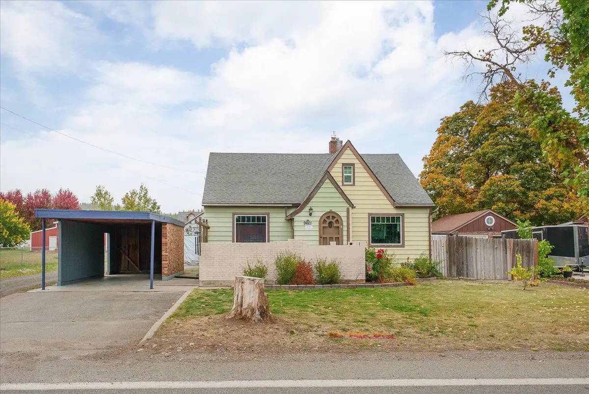 9601 E Upriver Dr, Spokane, WA 99206 - #1