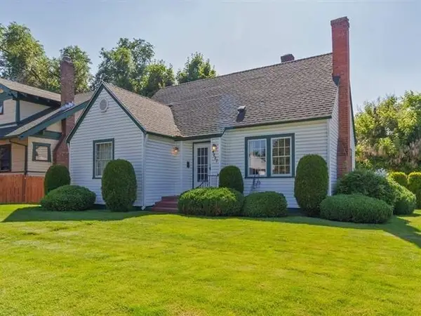 4827 N Monroe St, Spokane, WA 99205