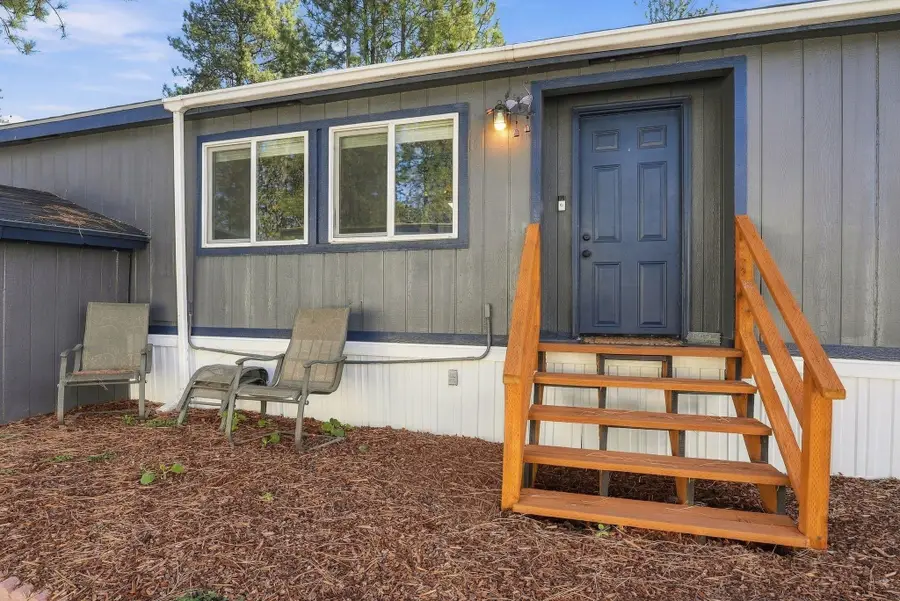 3305 E Bull Run Ln, Mead, WA 99021 - #2