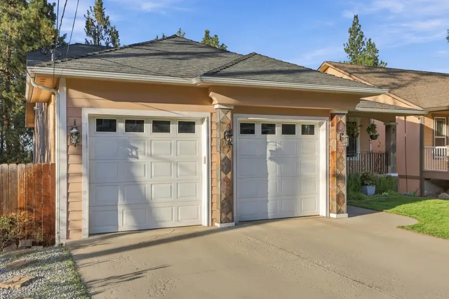 3217 E 10th Ave, Spokane, WA 99202 - #2