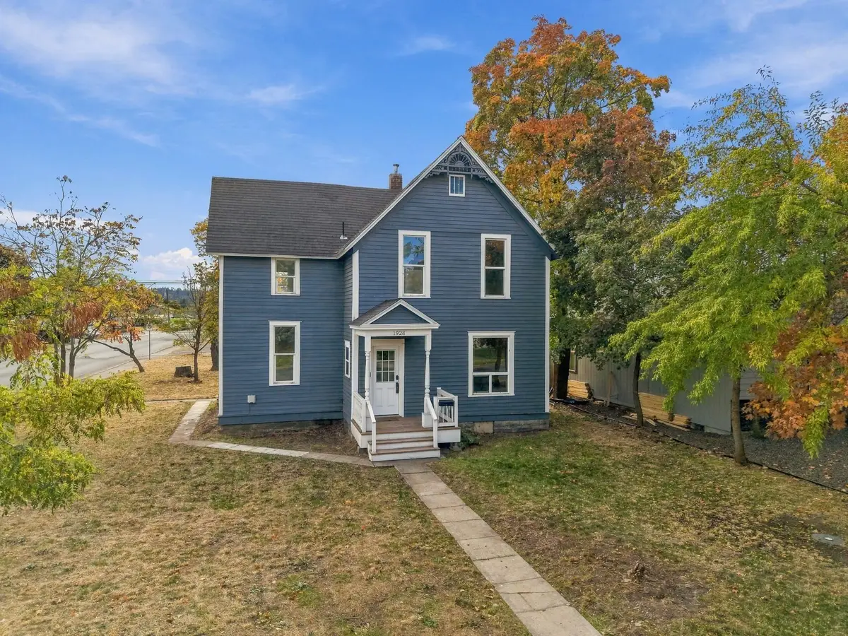1928 E Sharp Ave, Spokane, WA 99202 - #1