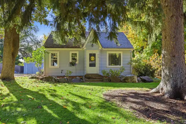 619 W Graves Rd, Spokane, WA 99218