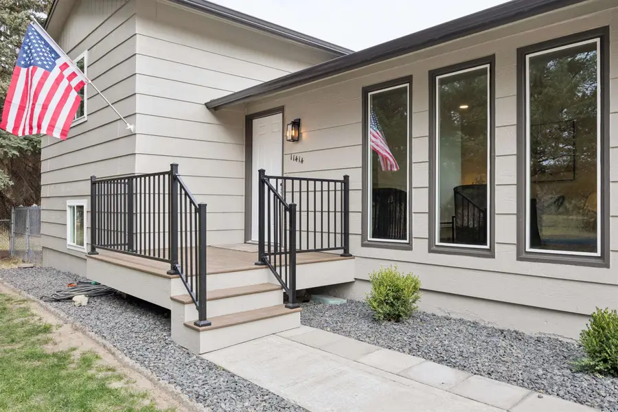 11414 N Parksmith Dr, Mead, WA 99021 - #2