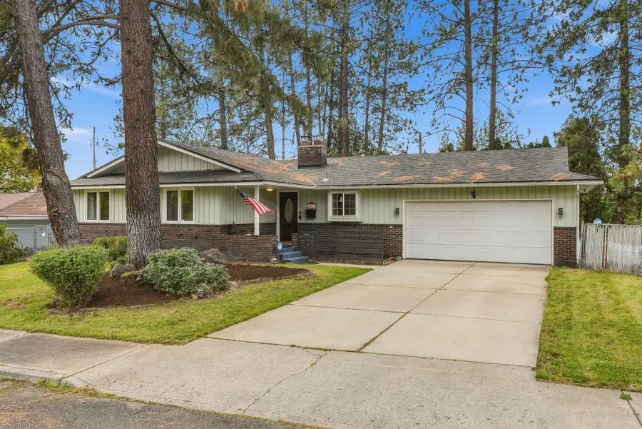 6409 N Greenwood Blvd, Spokane, WA 99208 - #2
