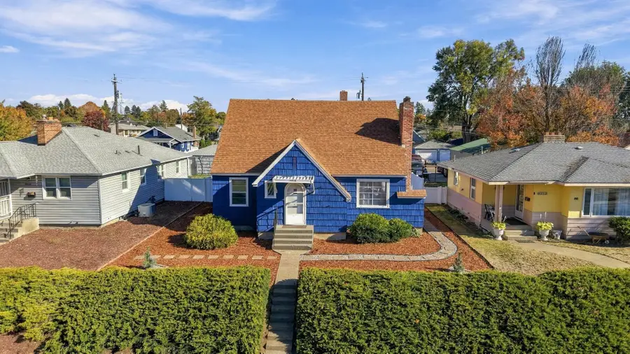 4018 N Ash St, Spokane, WA 99205 - #2