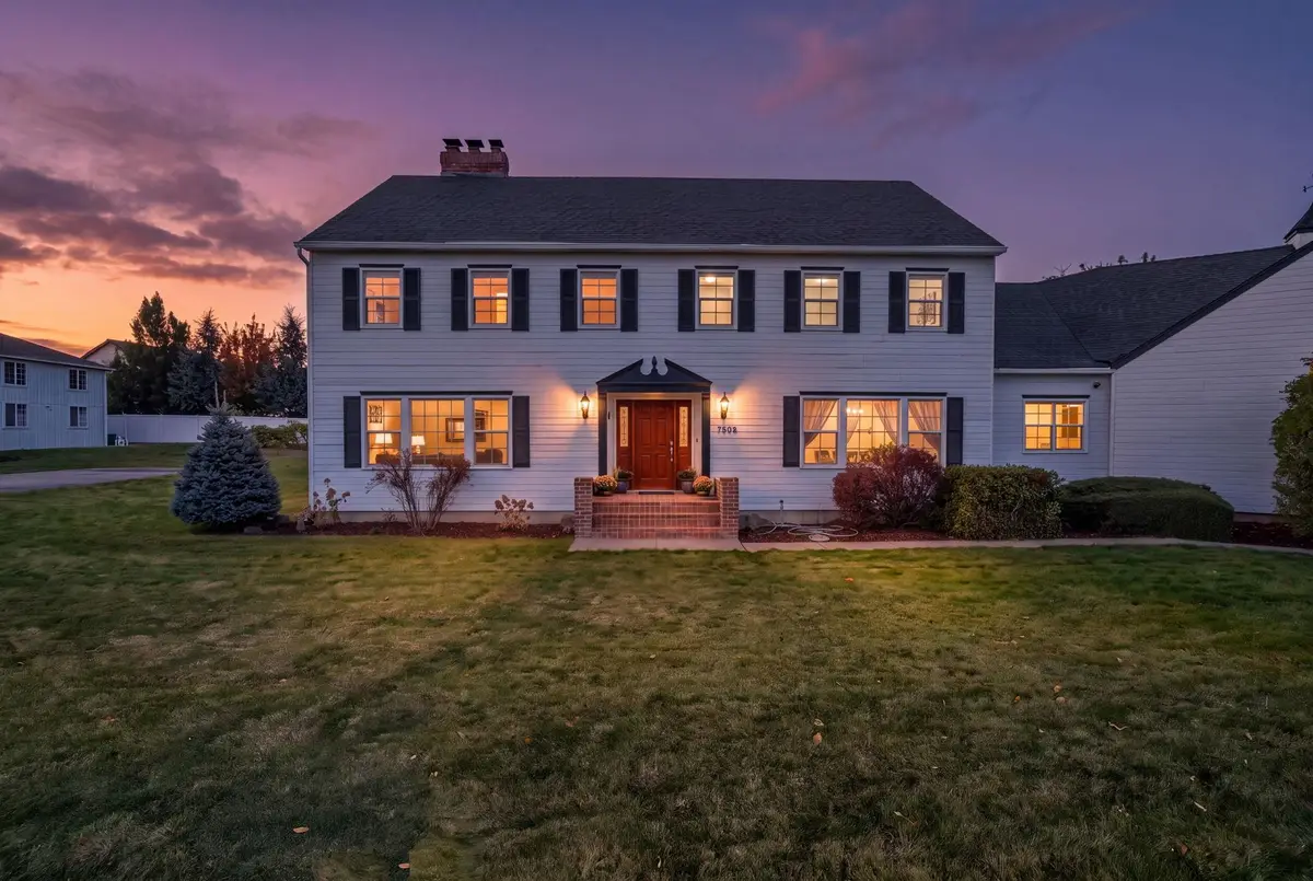 7502 N Five Mile Ave, Spokane, WA 99208 - #1
