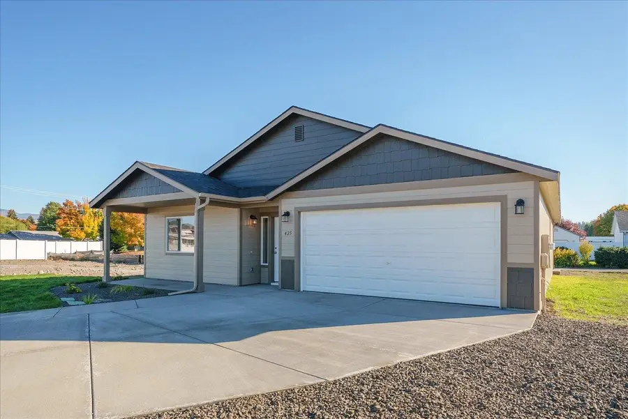 425 N Garvin Ct, Greenacres, WA 99016 - #3