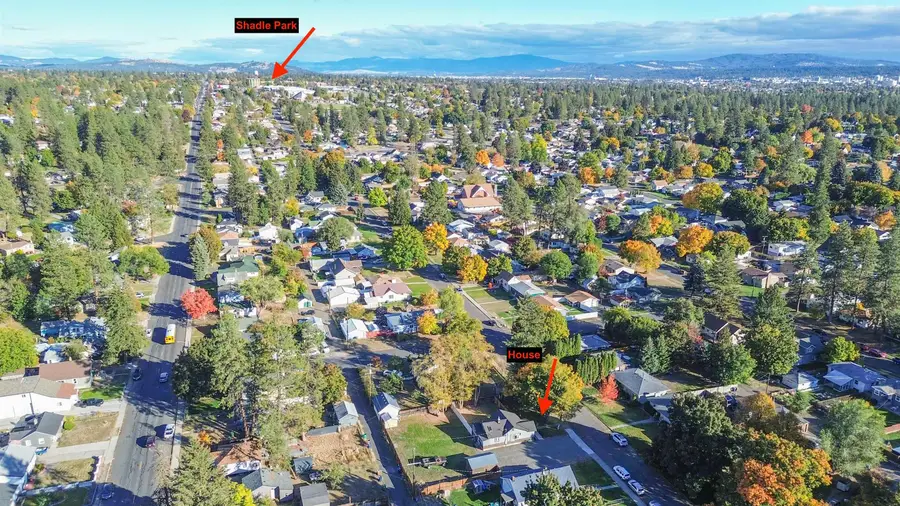 3718 W Hoffman Ave, Spokane, WA 99205 - #3