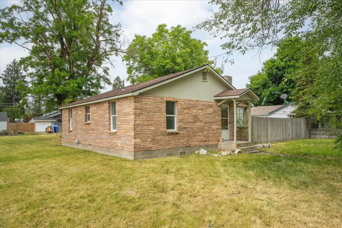 7103 E 11th Ave, Spokane, WA 99212 - #1