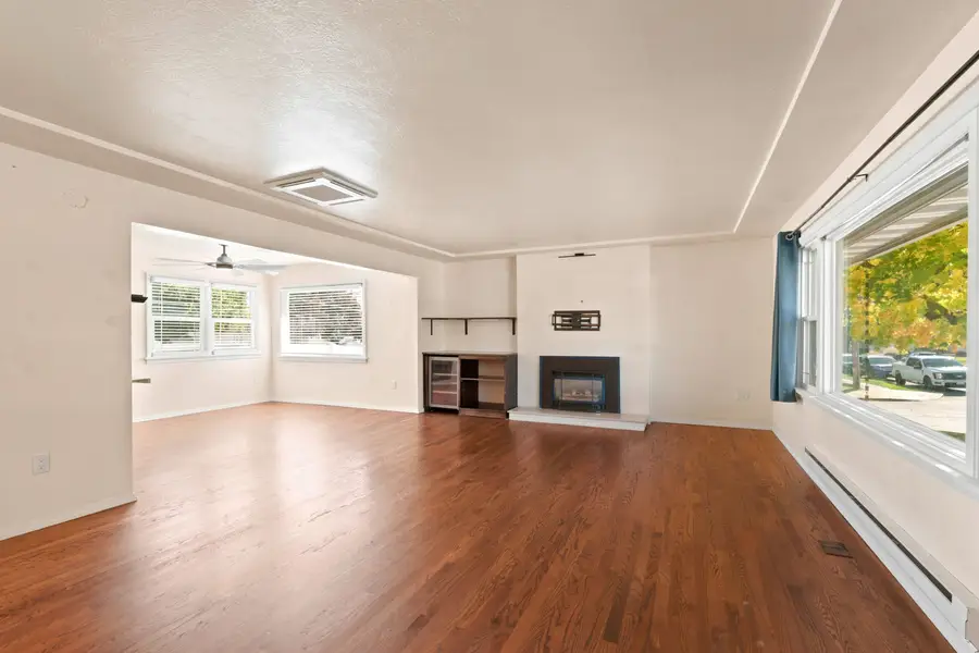 4206 N Oak St, Spokane, WA 99205 - #3