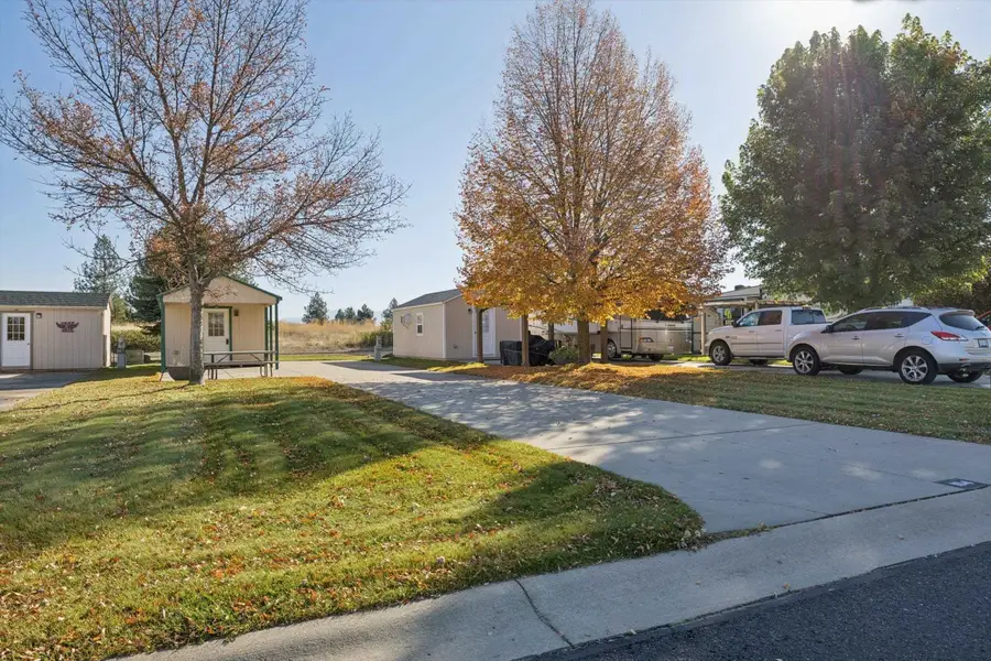1205 N Country Club Dr, Deer Park, WA 99006 - #3