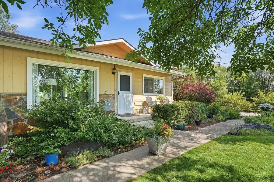 1616 W Strong Rd, Spokane, WA 99208 - #3