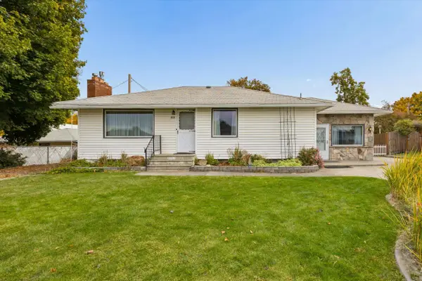715 S Houk Rd, Spokane, WA 99216
