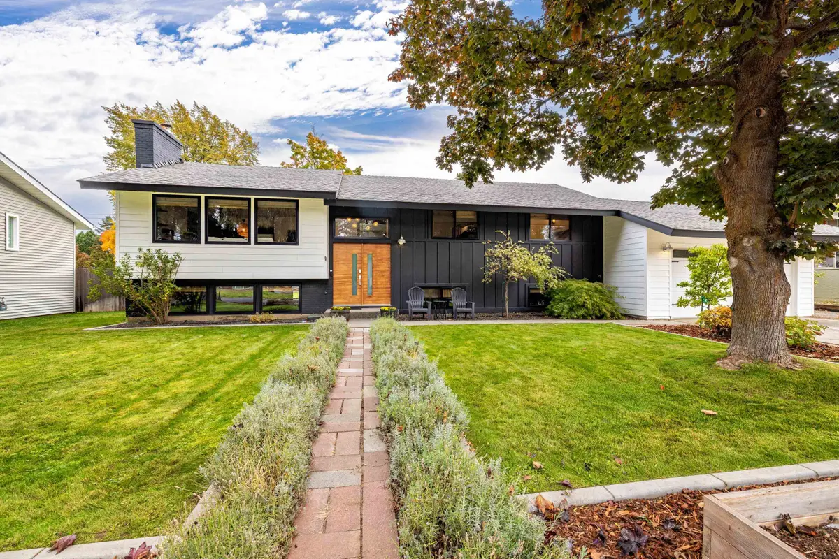 6021 S Napa St, Spokane, WA 99223 - #1