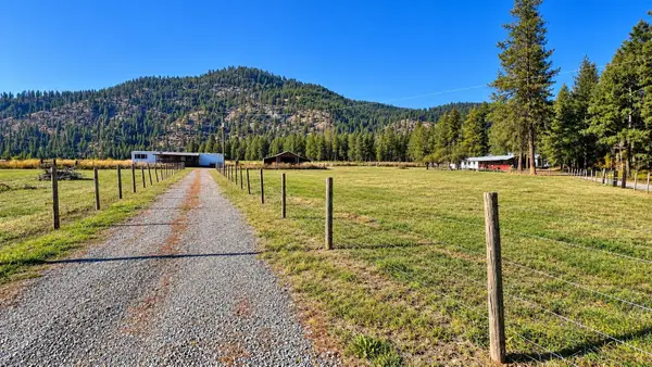 501 A Williams Lake Rd, Colville, WA 99114