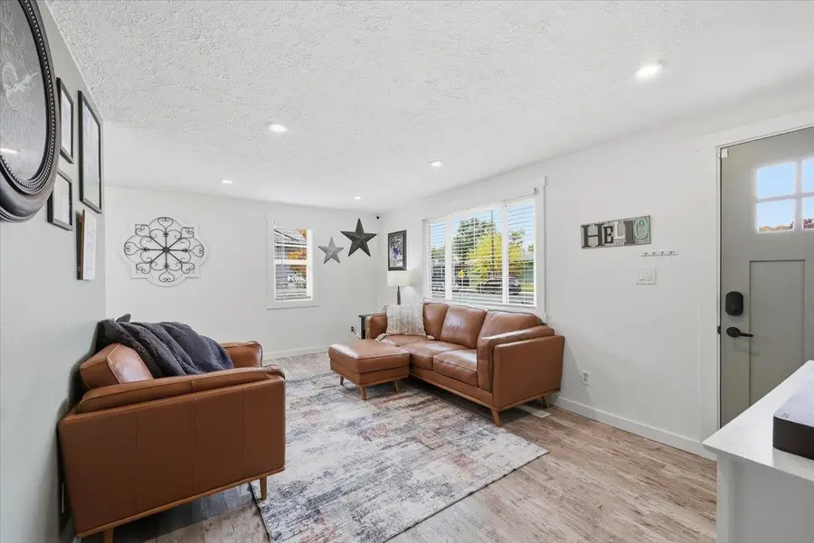 2802 N N Smith St St, Spokane, WA 99207 - #3