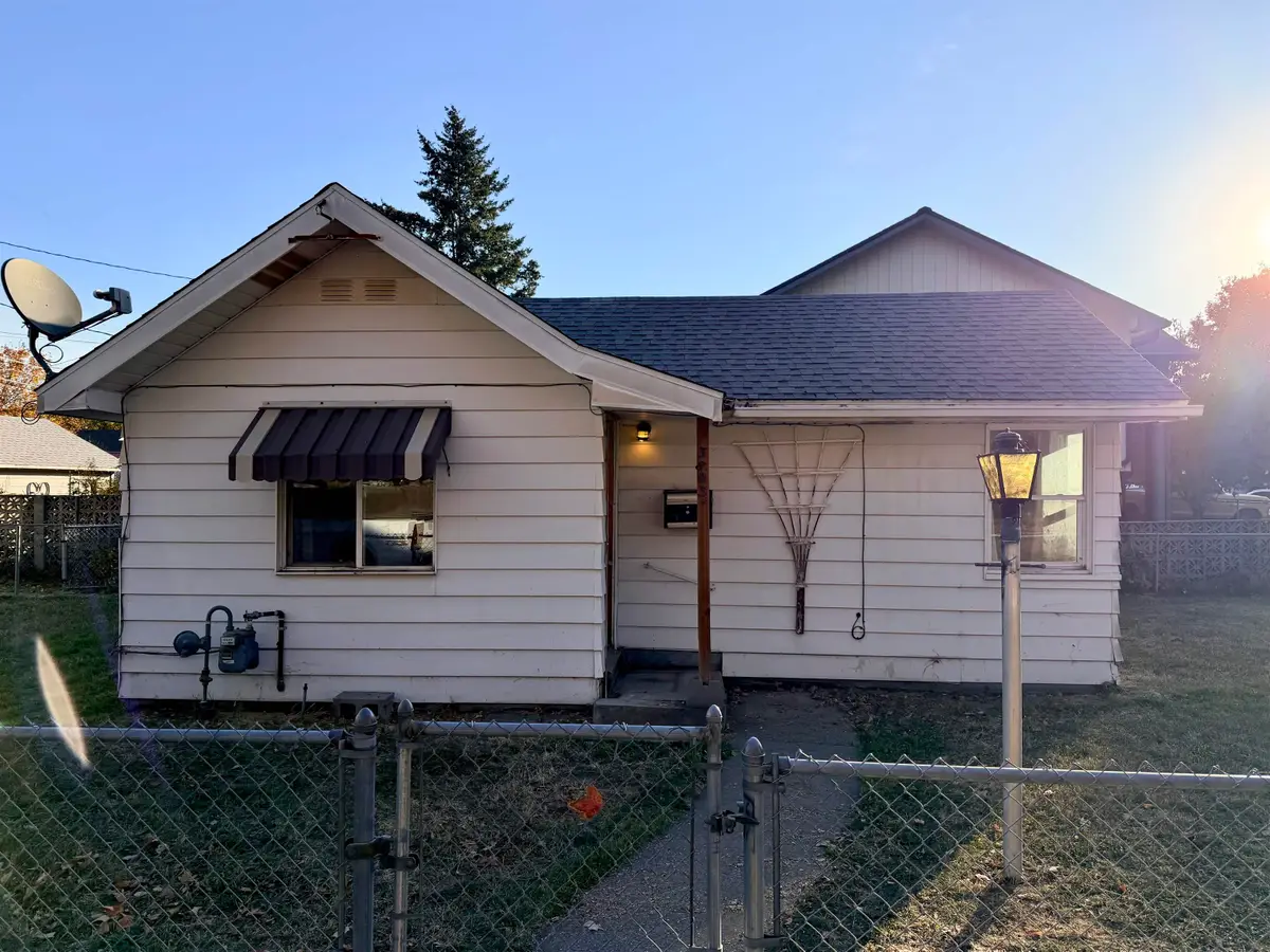 3803 E 5th Ave, Spokane, WA 99202 - #1