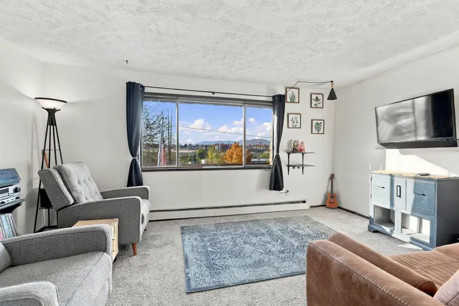 12029 E Mansfield Ave, Spokane Valley, WA 99206 - #3