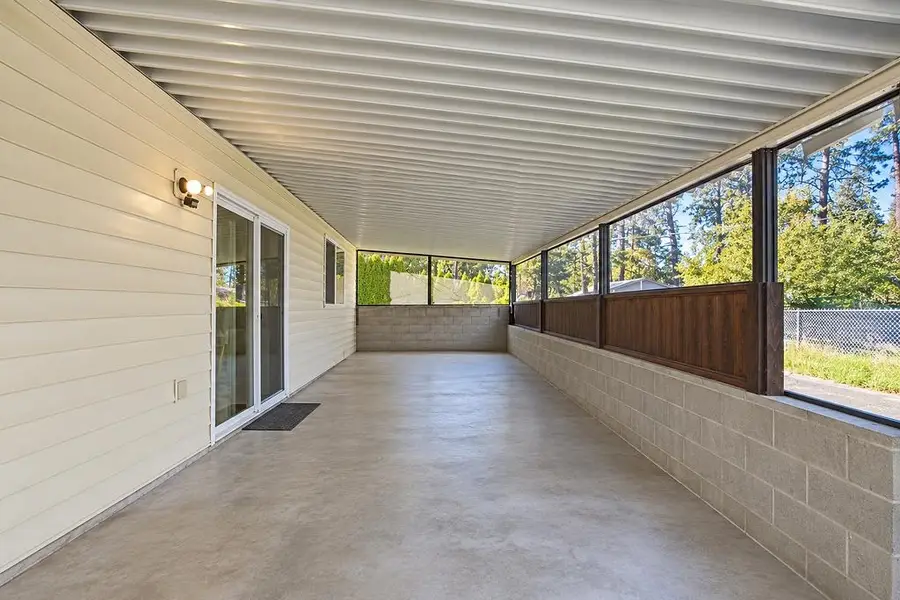 1007 S Walnut Rd, Spokane Valley, WA 99206 - #3