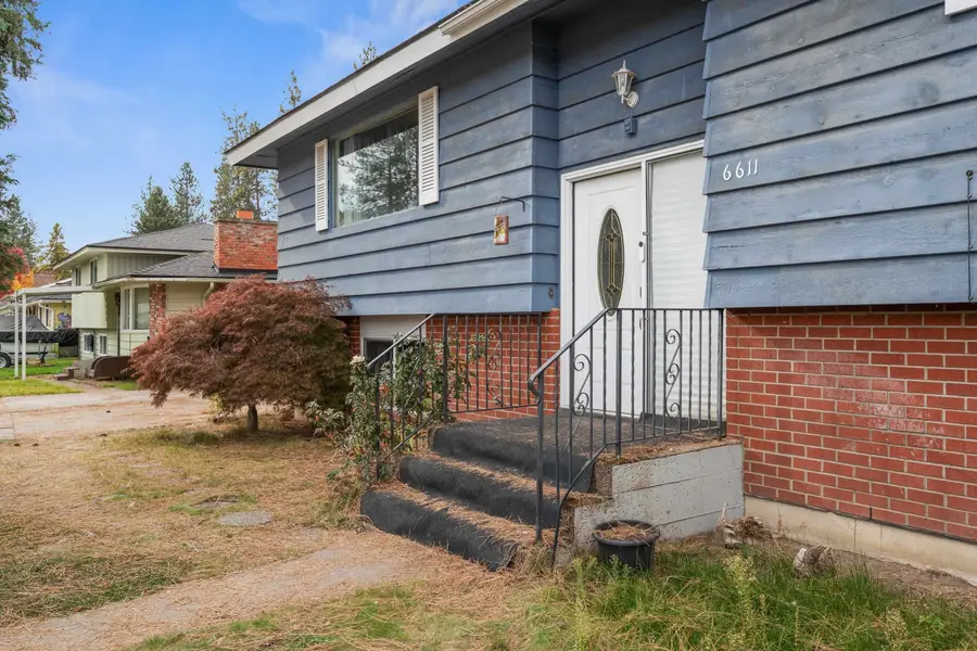 6611 N Windsor St, Spokane, WA 99208 - #3