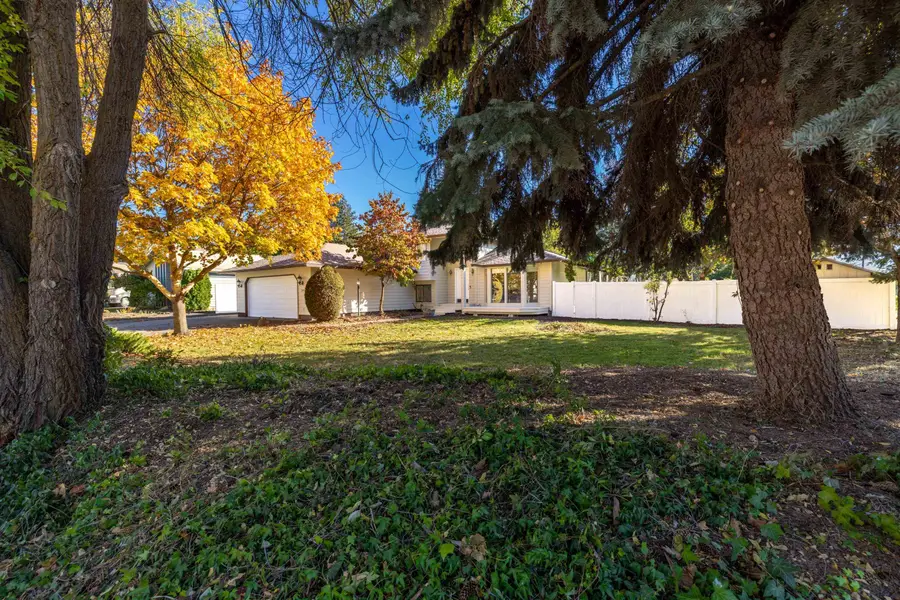 2906 E 61st Ct, Spokane, WA 99223 - #3