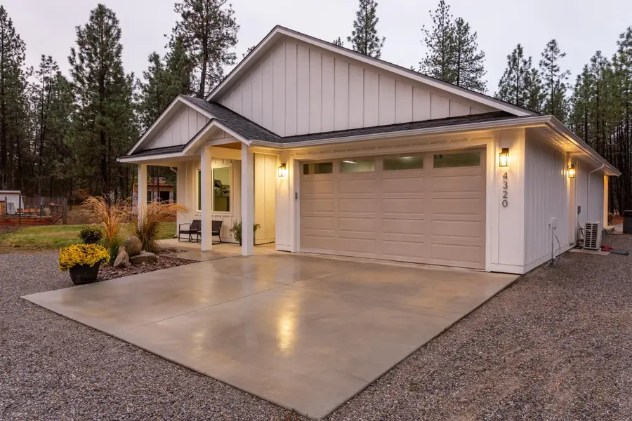 4320 E Big Meadows Rd, Chattaroy, WA 99003 - #2