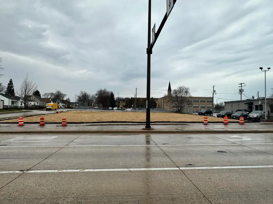 3920 75th St, Kenosha, WI 53142 - #3