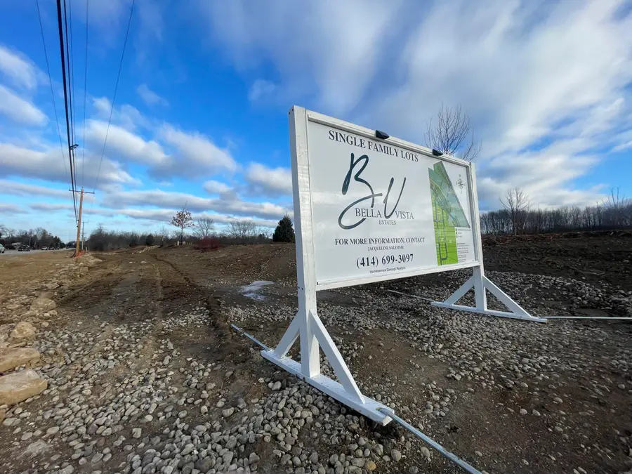 Lt5 Main St, Menomonee Falls, WI 53051 - Image #2