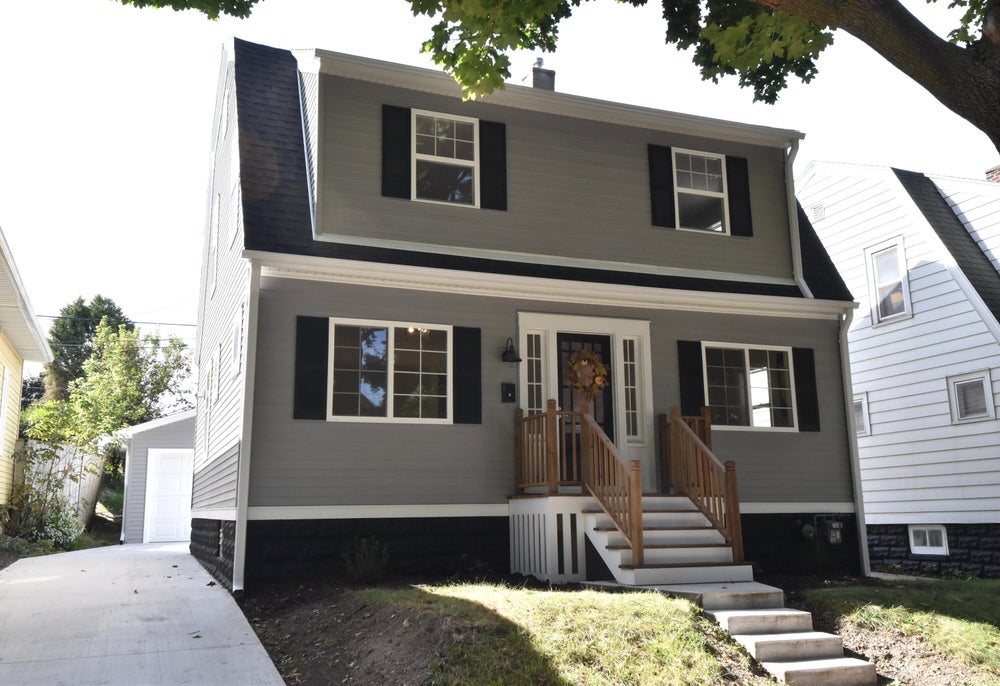 603 N 52nd St, Milwaukee, WI 53208 BHGRE